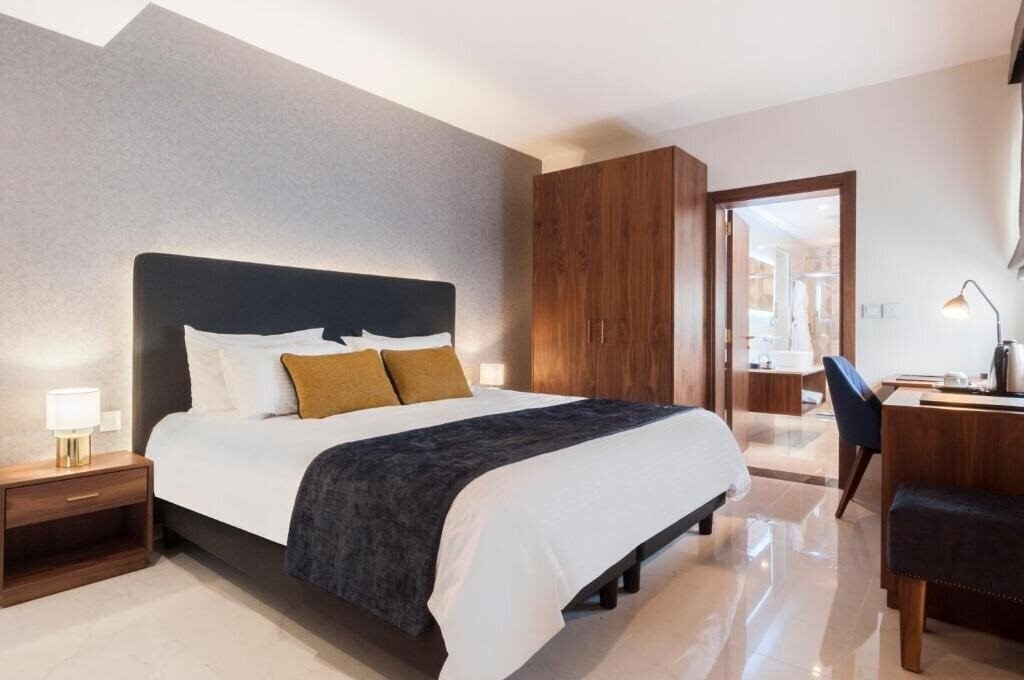 Отель The Duke Boutique Hotel 3*
