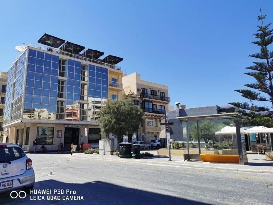 Готель La Playa Hotel 3*