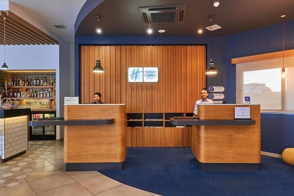 Отель Holiday Inn Express Malta 1*