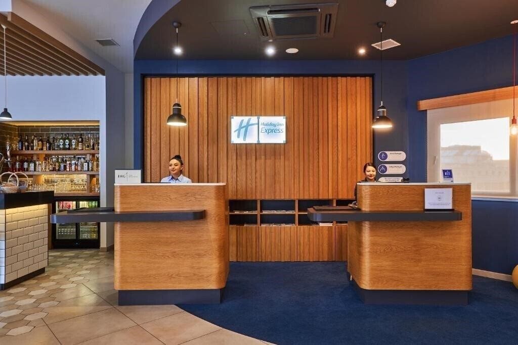Картинка Holiday Inn Express Malta 1*