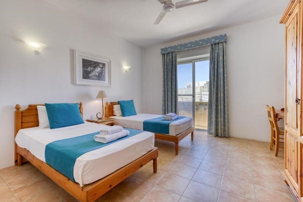 Фотографія Ta Frenc Apartments апартаменты