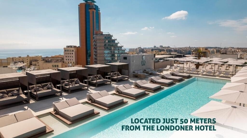 Отель The Londoner Hotel St. Julian's 3*