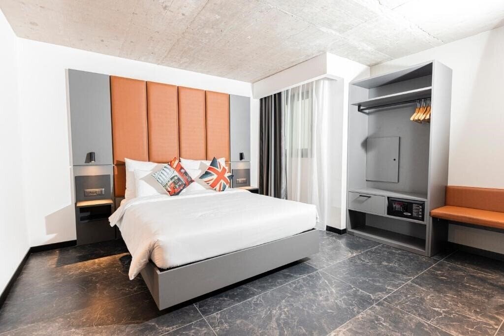 Картинка The Londoner Hotel St. Julian's 3*
