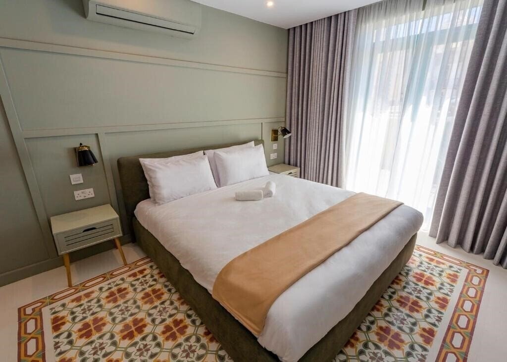 Готель The Vincent 4*