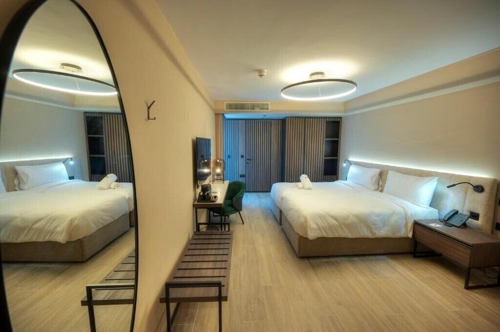 Отель Aste Hotel 3*