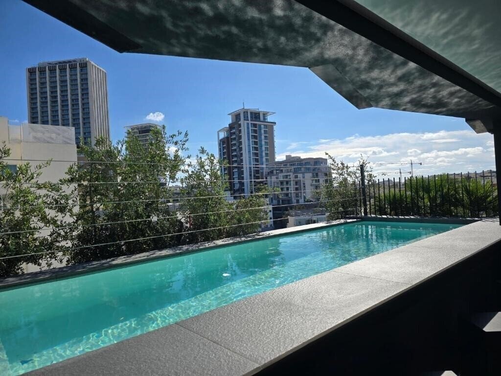 Готель Thirty Three Boutique 4*