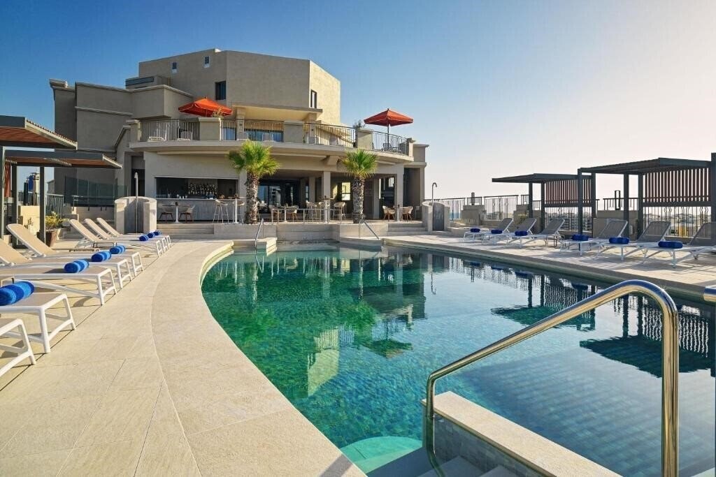 Отель Le Meridien St. Julians Hotel & SPA 5*