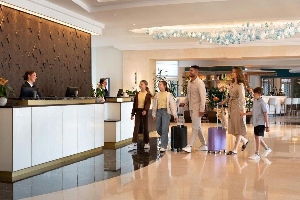 Картинка Le Meridien St. Julians Hotel & SPA 5*