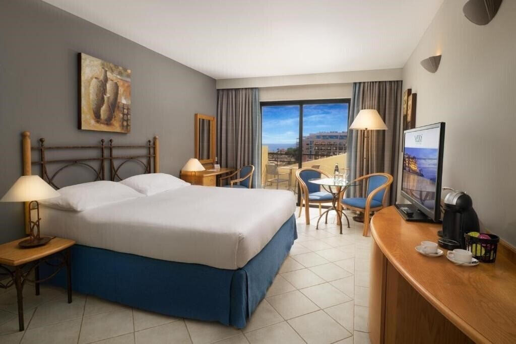 Изображение Corinthia Hotel At The Corinthia Beach Resort 4*
