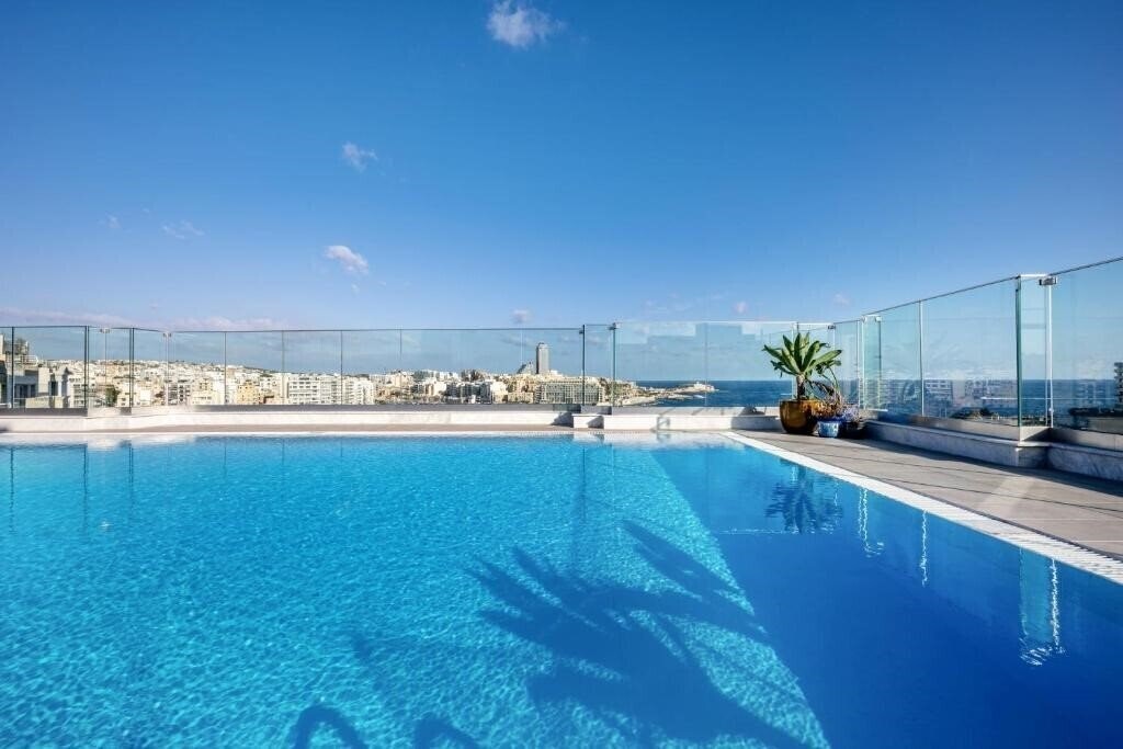 Отель Plaza Regency Hotels 3*