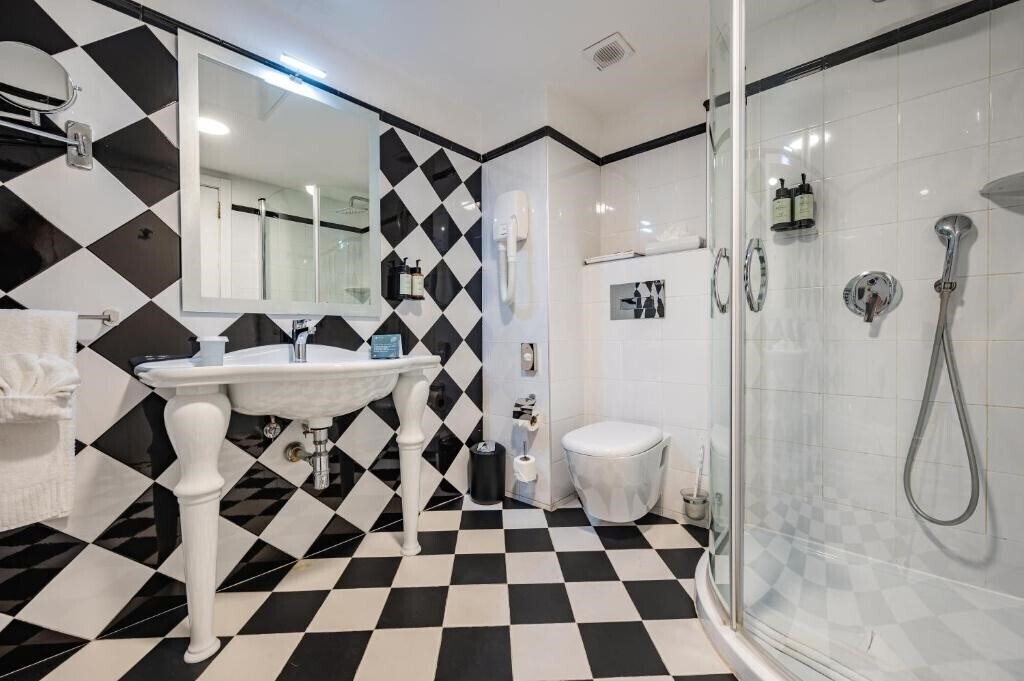 Картинка The Victoria Hotel 4*