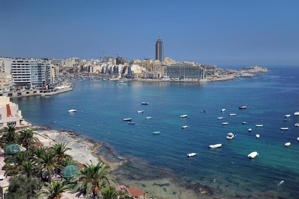 Картинка Carlton Hotel 3*