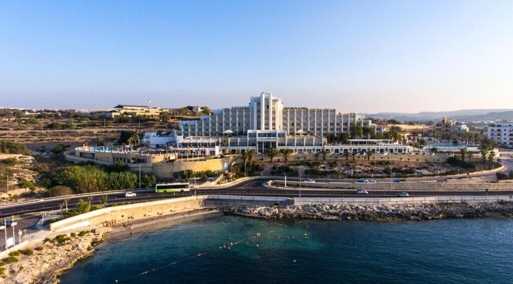 Фотография Coastline Hotel 4*