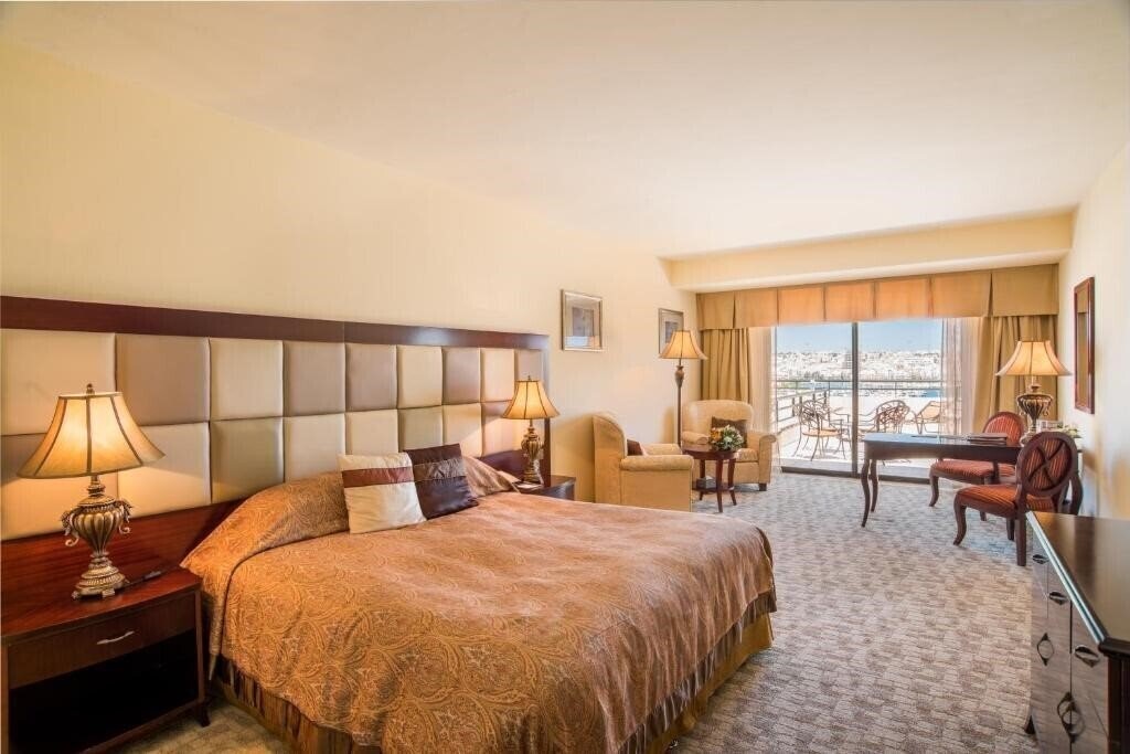 Фото Excelsior Grand Hotel 5*