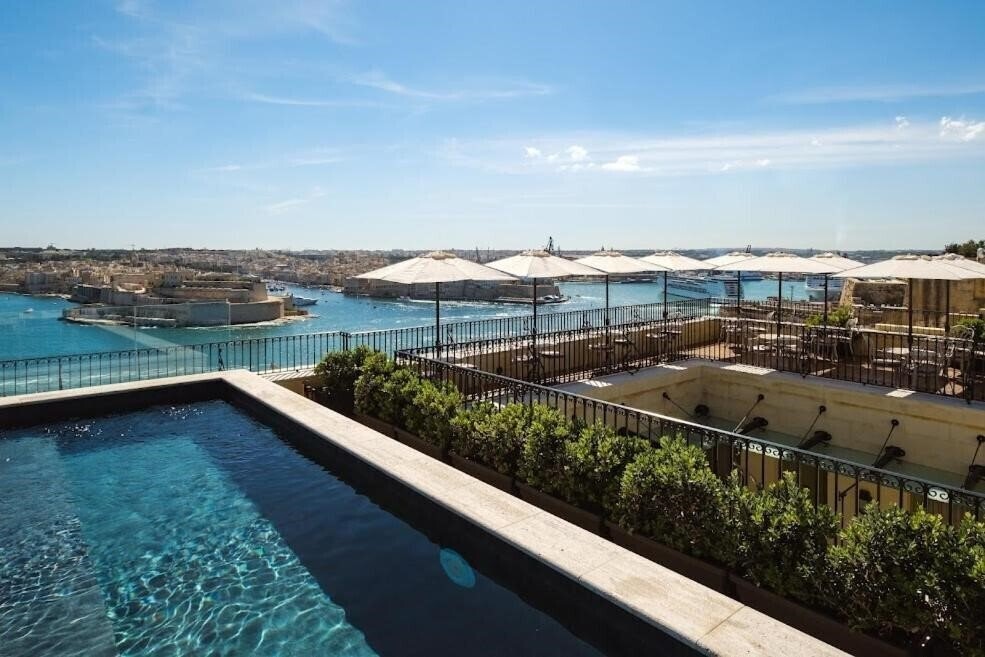 Фото The Gomerino Hotel 4*