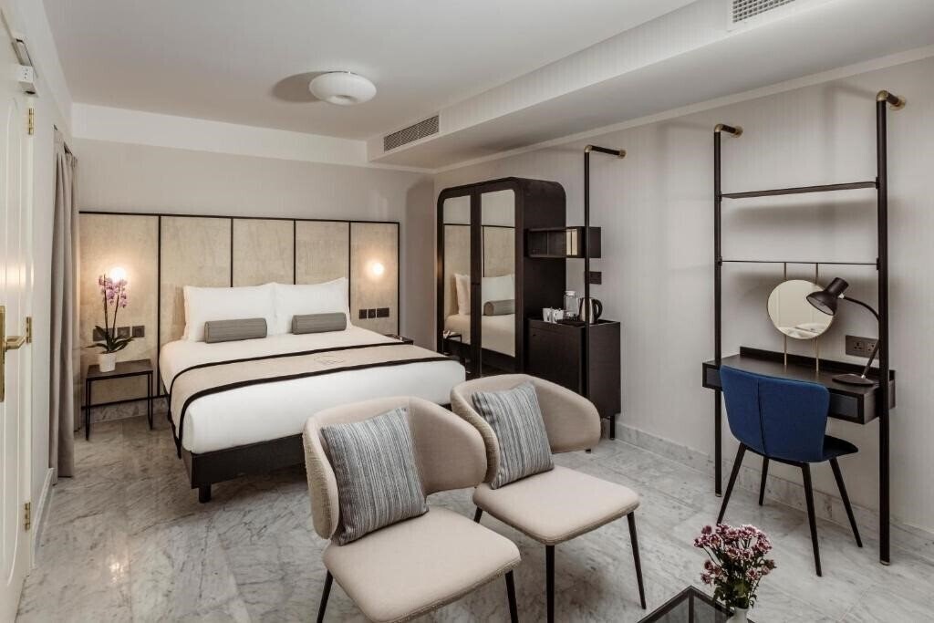 Готель San Karlu 4*