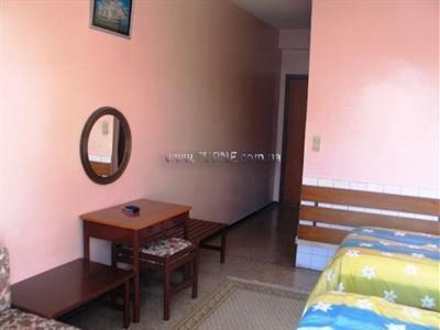 Готель Les Palmiers 2*