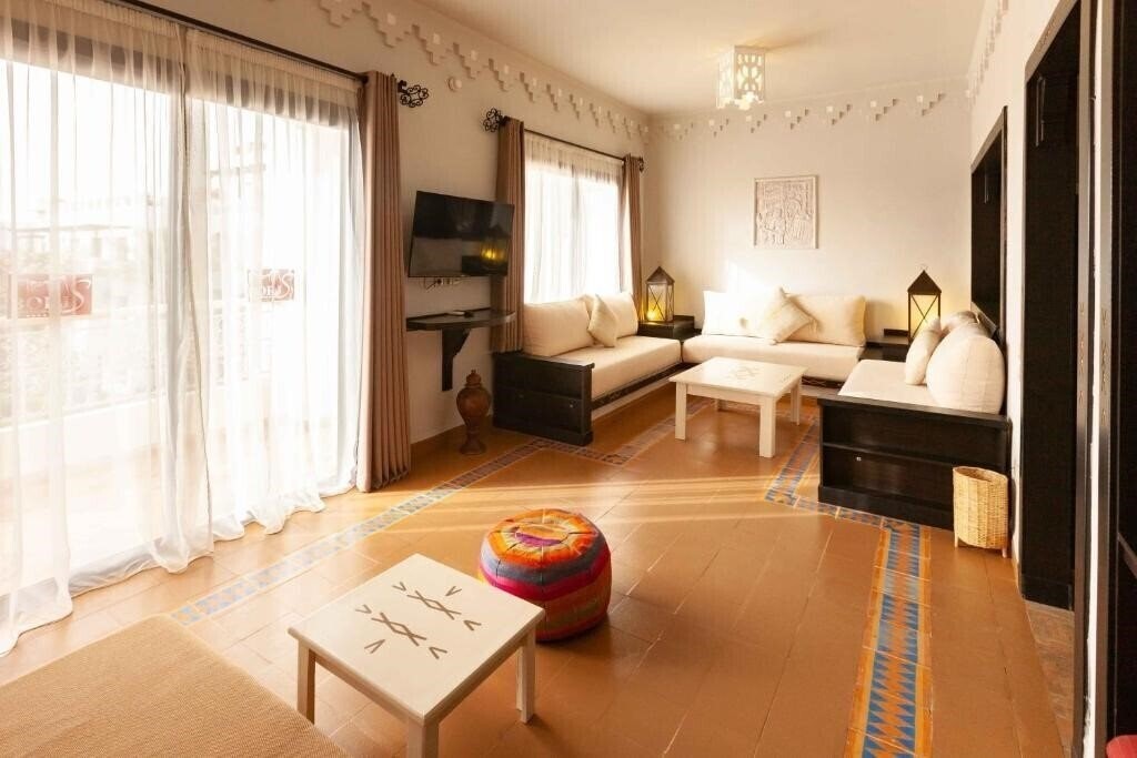 Изображение Borjs Hotel Suites & SPA 4*