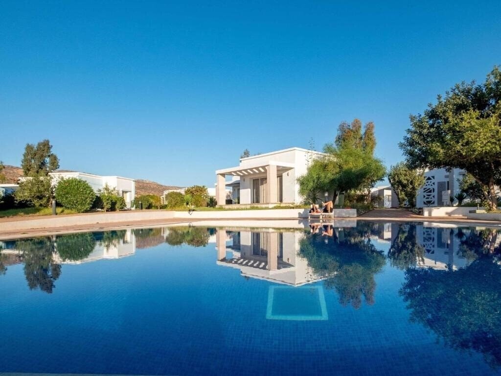 Фото Lunja Village 4*