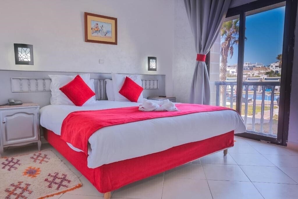 Изображение Hotel des Iles 3*