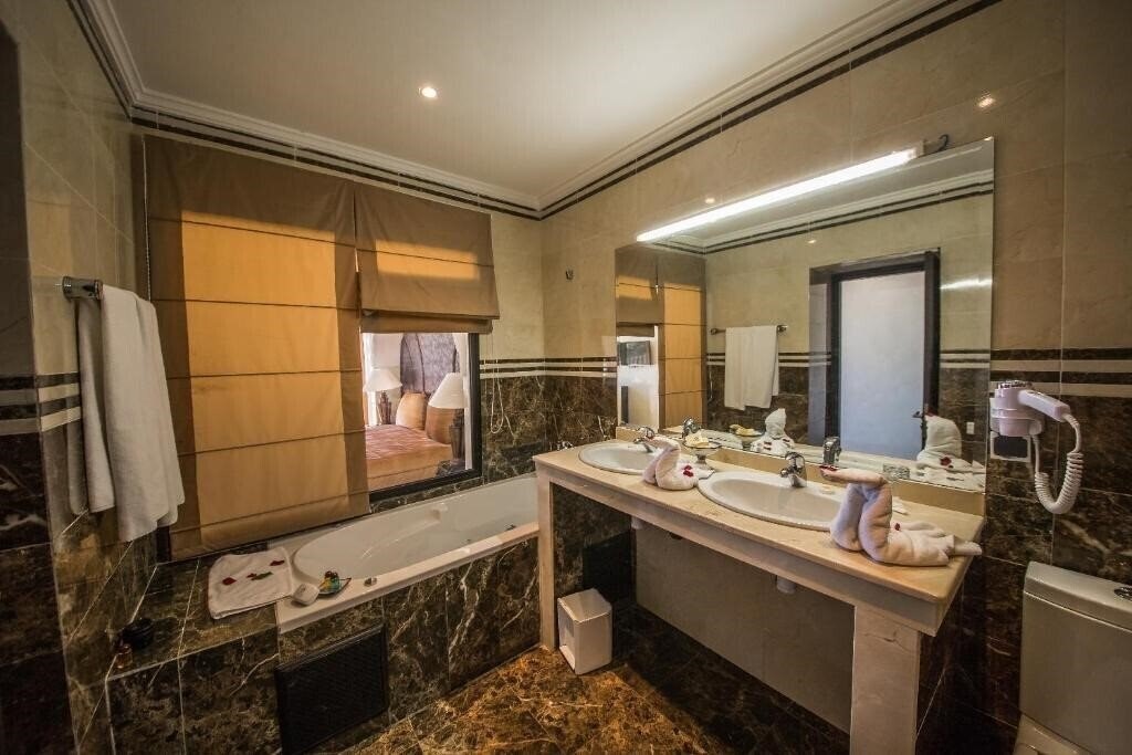 Фотография Hotel des Iles 3*