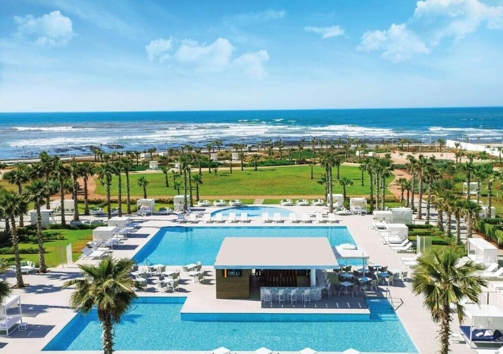 Готель The View Bouznika 4*