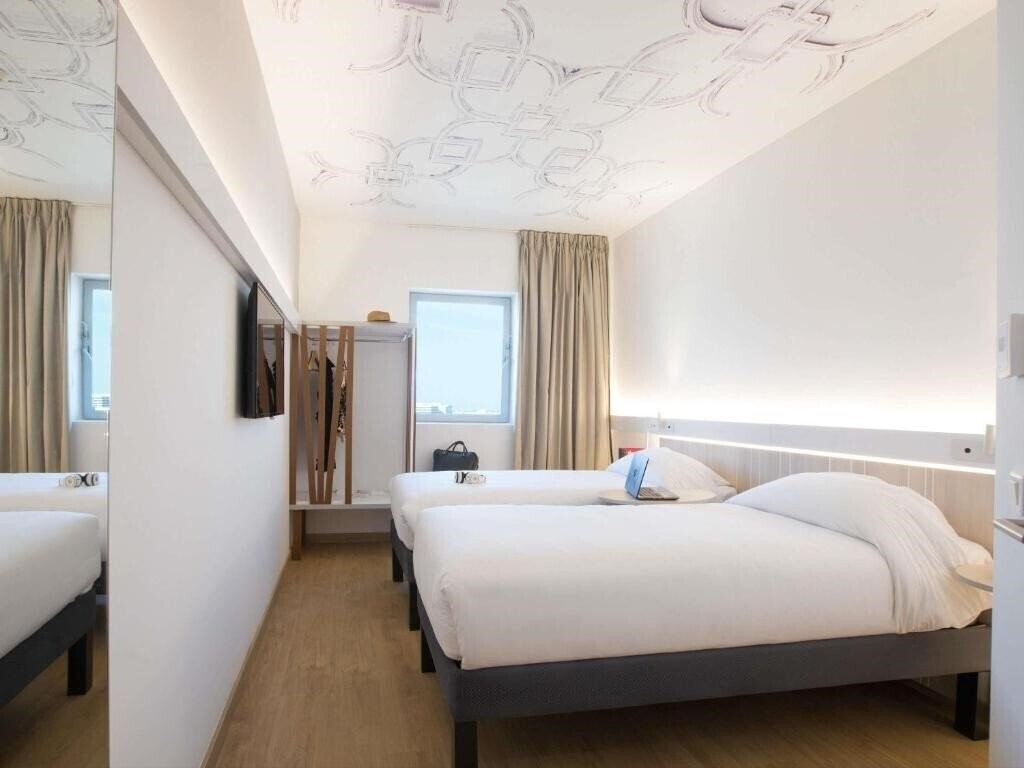 Фото Ibis Abdelmoumen Casa Centre 3*
