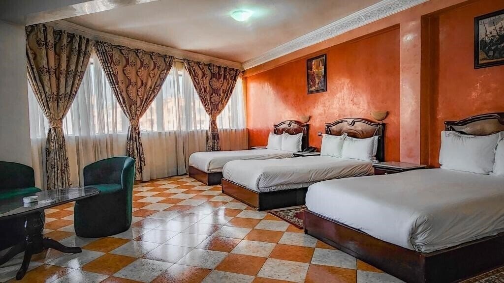 Фото Les Ambassadeurs 5*