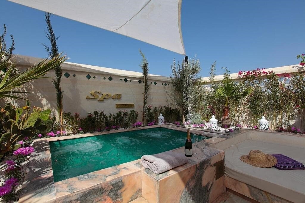 Изображение Le Riad Monceau 4*