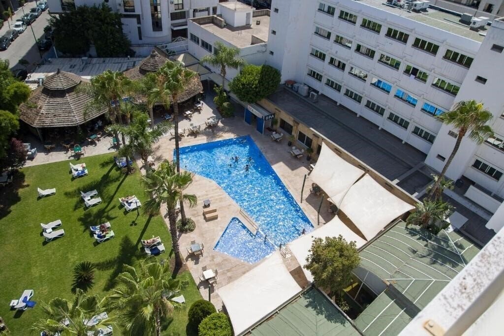 Изображение El Oumnia Puerto 4*