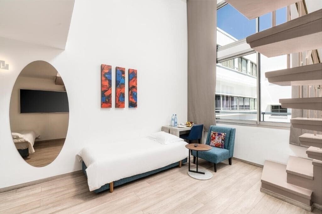 Отель Marina Bay City Center 4*