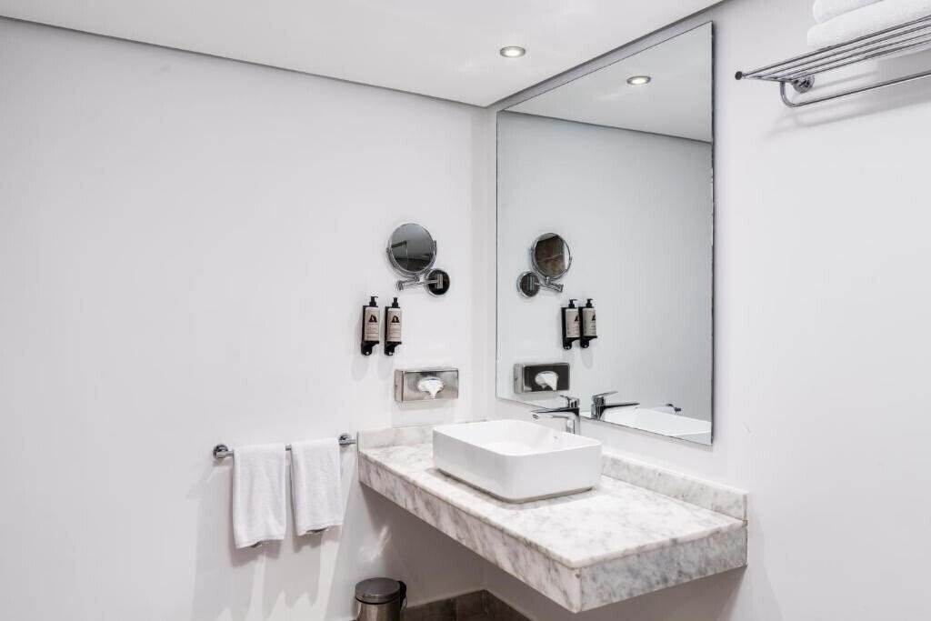Фото Marina Bay City Center 4*