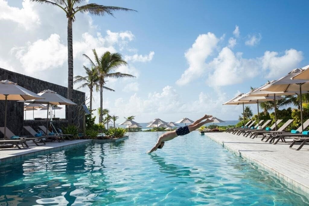 Готель Constance Le Chaland 5*