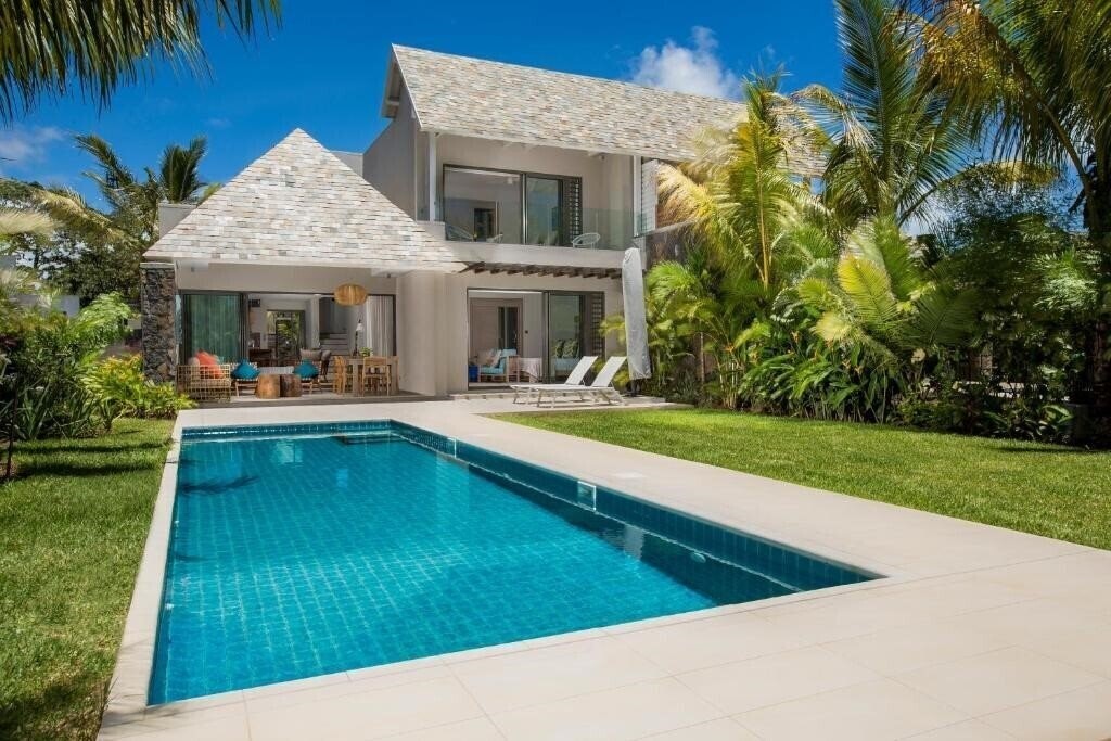 Фото The Bay Club at Anahita 5*