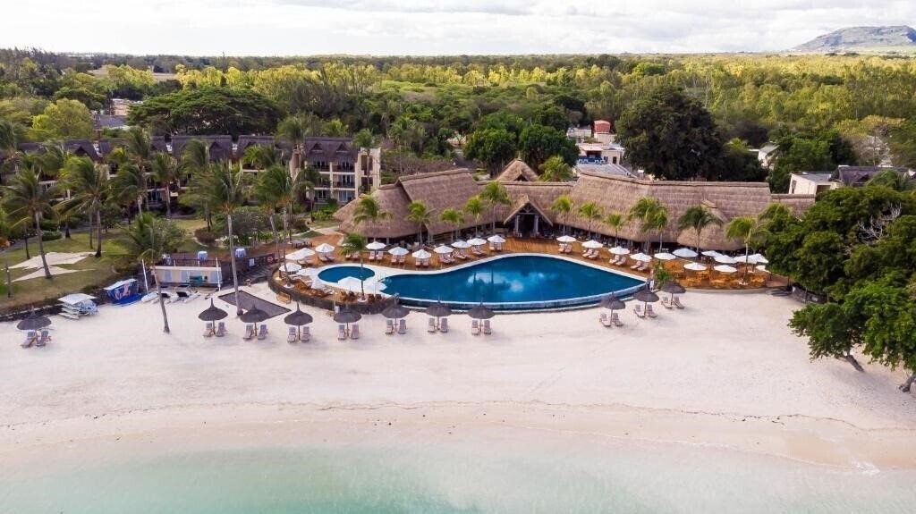 Отель Sands Suites Resort & SPA 4*