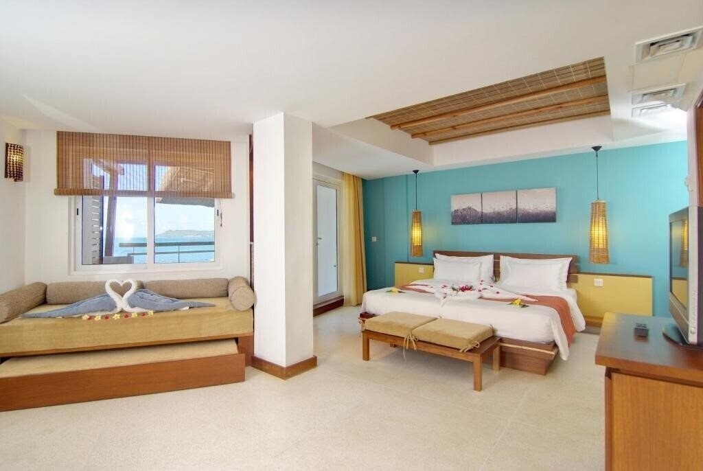 Фото Laguna Beach Hotel & SPA 3*