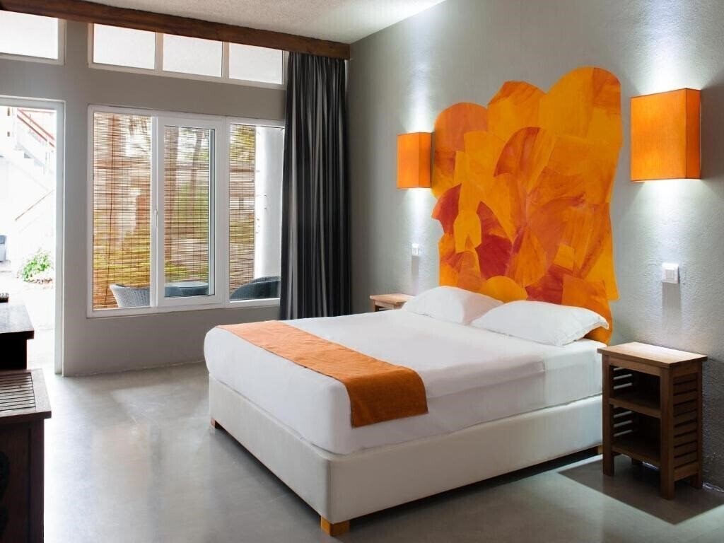 Фото La Tonnelle Guest House 3*