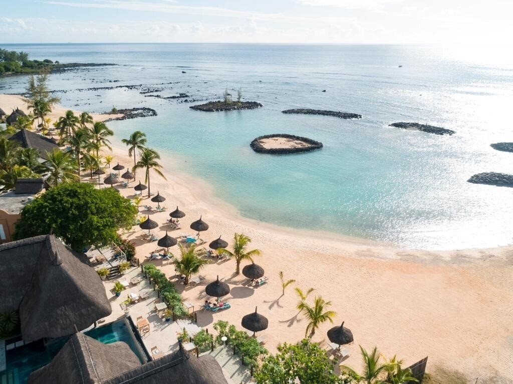 Отель Veranda Pointe Aux Biches 4*