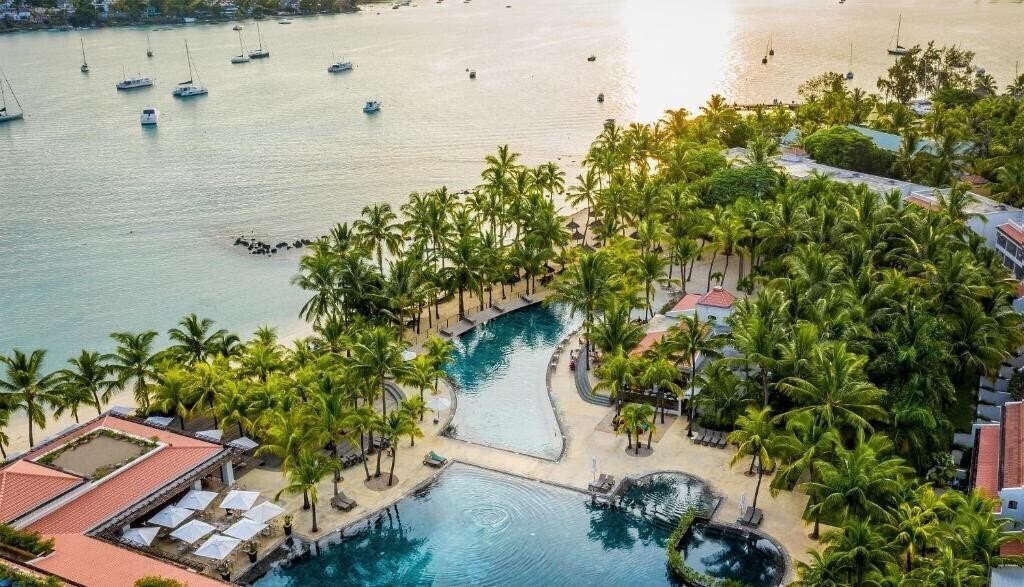 Фото Mauricia Beachcomber Resort & SPA 4*