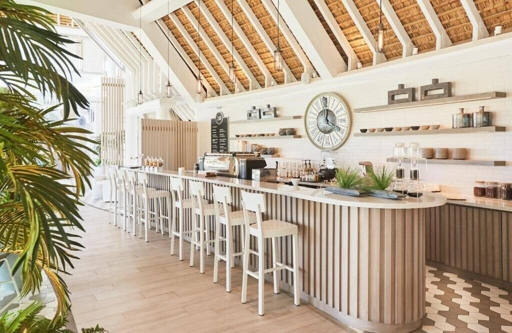 Картинка LUX* Grand Gaube Resort & Villas 5*