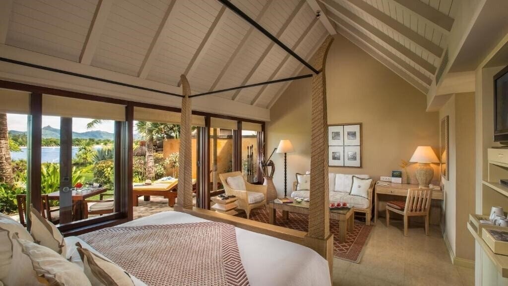 Фото The Oberio Hotel 5*