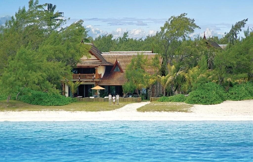 Готель Sankhara Luxury Private Beach Villas 5*