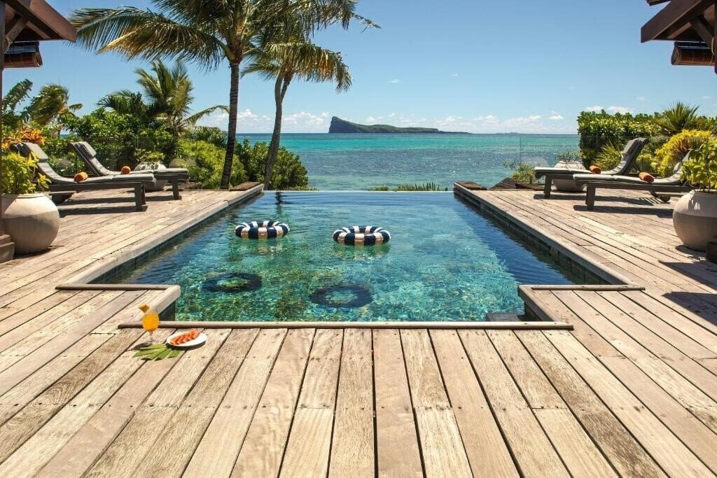 Готель Villa Zebra Moon вилла