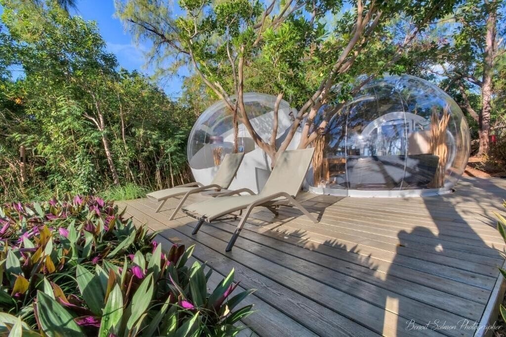 Отель Bubble Lodge Ile aux Cerfs Island 5*