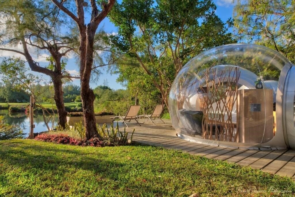 Фото Bubble Lodge Ile aux Cerfs Island 5*