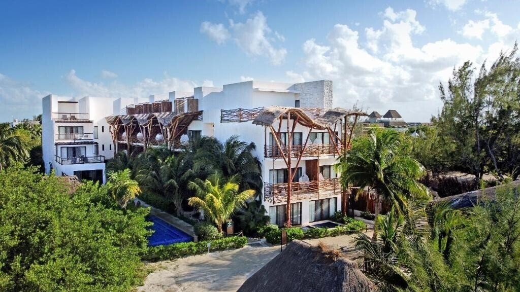 Отель Mystique Holbox By Royalton 5*
