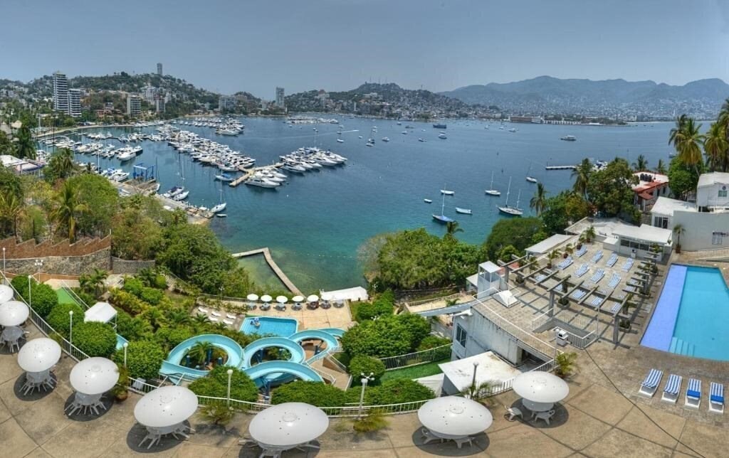 Готель Alba Suites 3*