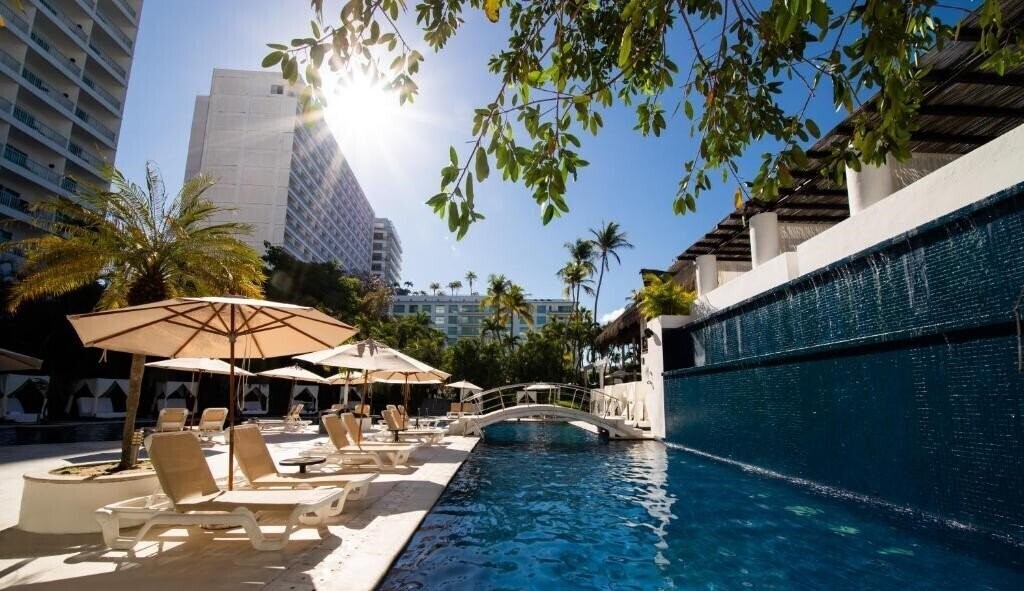 Фотографія Emporio Acapulco 3*