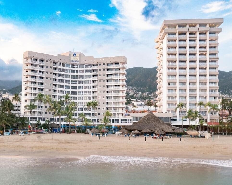 Отель Ritz Acapulco 4*