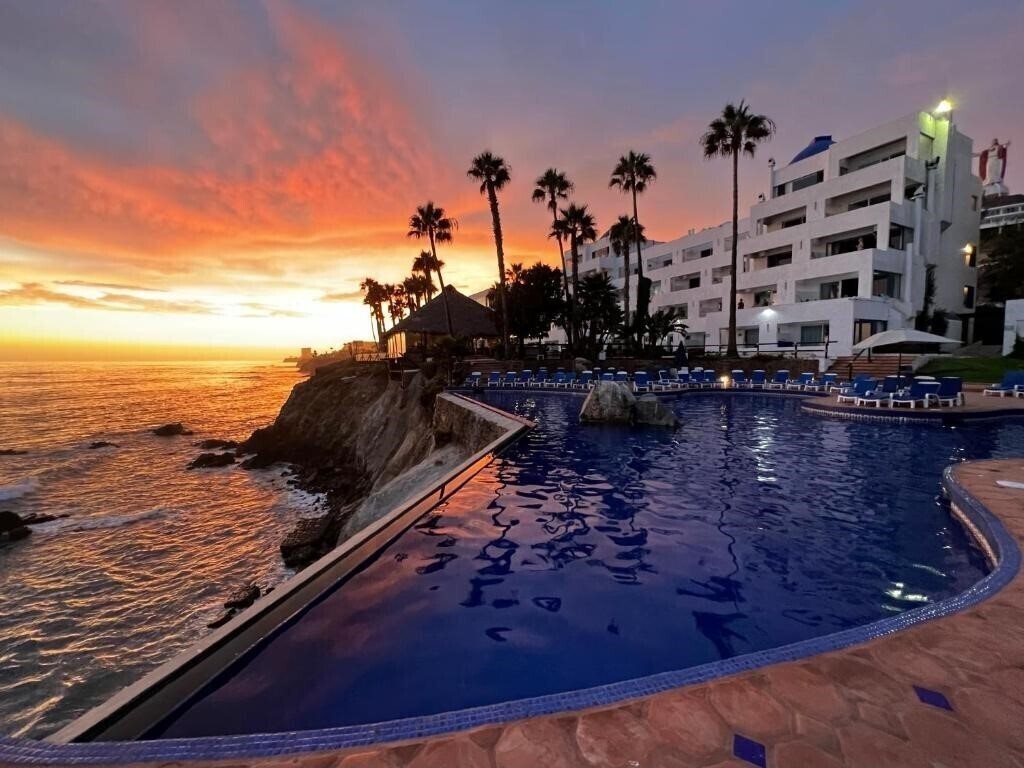 Отель Las Rocas Resort & SPA 4*